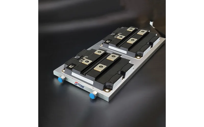 IGBT SiC GaN power electronics liquid cold plate with quick disconnects manufactured by ToneCooling for traction inverters and rail traction